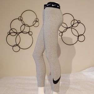 Nike Leggings- NWOT